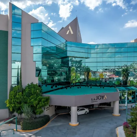 La Joya Hotel