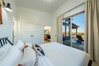 Brycegate Retreat, Cabin, Star Dome Bedroom, Fire Pit, Hammocks, Views, Pets, EV - 4-Star