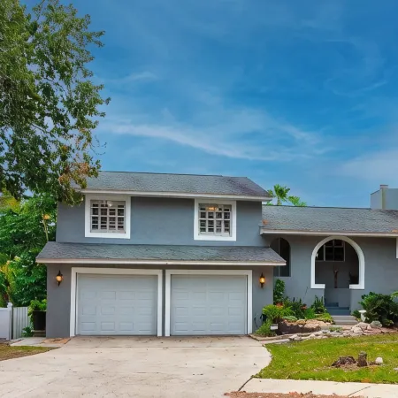 Florida Life on the water with game room, heated pool, kayaks +Pet friendly!!