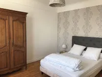Vacation villa 50 meters from the sea. Hotel a 