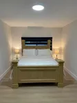 Miami Freedom Park Oasis by HS with Swimming Pool, AC, WiFi, Pool Table - Bungalows