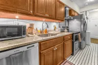 Amazing Columbus Circle & Central Park 3-Bedroom by ~ Queen Beds ~By Metro ~ W/D - Bungalows