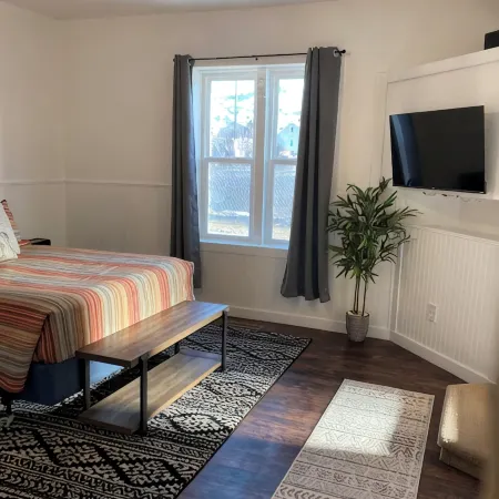 Relax at Mindy’s Country Cottage