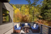 Tranquil 2-bedroom modern retreat - Wifi