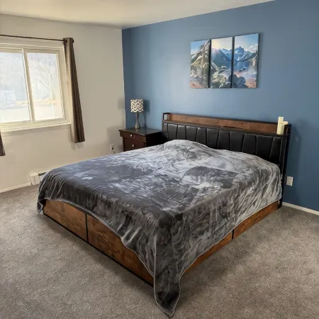Carroll Park House With Game Room. 3 BR 2 Bath Fully Renovated Near Park