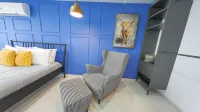 Deluxe Ocean View Studio with Free Parking & Pool - balcony