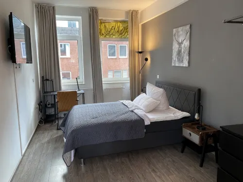 Riverside Apartment | Schlachte | Parking | - Apartments