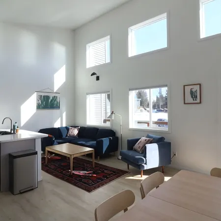 Lupine Lodge with Mountain Views