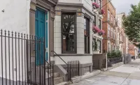 Historic Penthouse Style Loft in OTR, Parking Included - Alloggi
