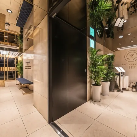 Hotel The Castle Jamsil(Bangi) 1 Отели рядом с достопримечательностью «Станция метро Gaerong»