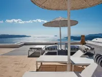 Lilium Santorini Hotel - parking