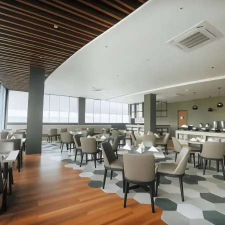 Rogers Hotel Manado