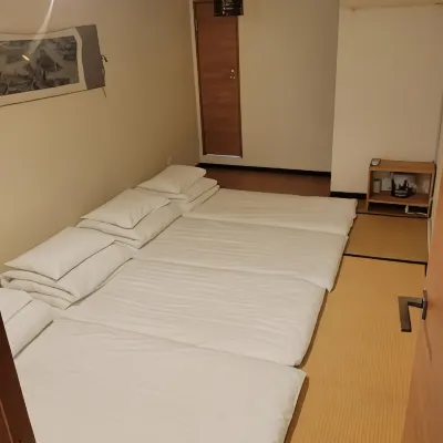 OSAKA TENGACHAYA STATION GUEST HOUSE @ TAI THAI　２ Отели рядом с достопримечательностью «Станция метро Abiko»