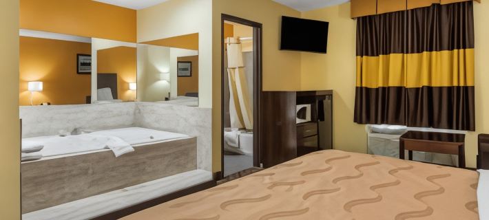 Quality Inn Grand Rapids Near Downtown Hotels in Grand Rapids
