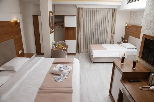 โรงแรมเฟเวอริท - 2 ดาว