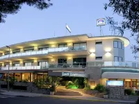 Best Western Hotel Mediterraneo, Castelldefels カステルデフェルスのホテル