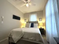 Summer Village Resort - 1 Mi to Moody Beach - WiFi, Gym, AC, Pools, Playgrounds - Gym