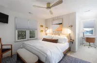 Beautiful Private Home in Quiet Cove. Swim Dock, Kayaks, Stand Ups.  Boat Option - 民宿