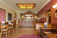 Victoria Hotel - Beach