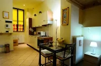 13- Tourist House Bologna Pratello - Self Check-IN - Condos