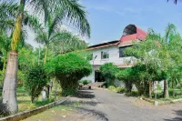 Tadoba Wildlife Resort - Bãi đậu xe