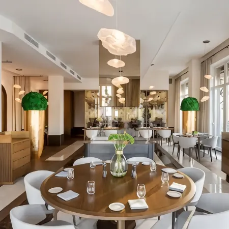 Grand Hotel Vilnius, Curio Collection by Hilton