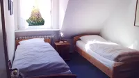 Generous, friendly DHH with terrace and garden in the heart of Westerland - 3-Star
