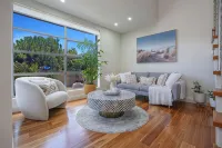 Entire Ocean View Shell Cove Mansion - Sleeps 16 guests 5 minute from the beach! -  Privatzimmer