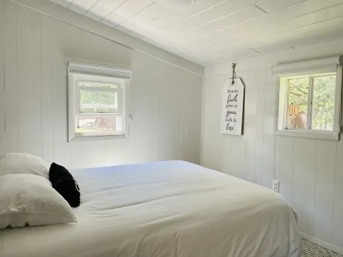 West Lake Okoboji Scout Cottage - Wifi
