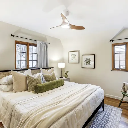 Gorgeous retreat in Dayton OH with private fenced yard.