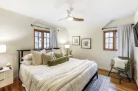 Gorgeous retreat in Dayton OH with private fenced yard. - 4 estrellas