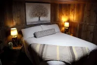 Glamping Family Cabin  - floating/fishing/golfing Illinois River near Tahlequah