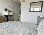 Epic 30th FLR Oceanview Studio B Waikiki-Bargain Free Beach Gear w/True Kitchen - Private Pools