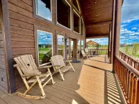 Mountain Shores Lodge - lake view - 35 miles to Yellowstone! - 4-Sterne
