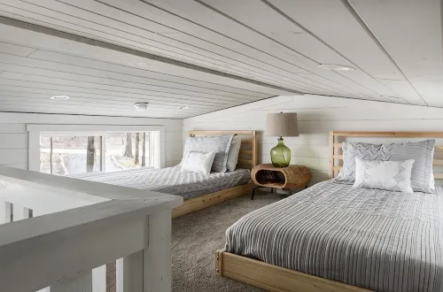 Enjoy the lake & mountain retreat at The Water & Woods Tiny Home - 무료 와이파이