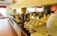Montana Hotel Syariah Banjarbaru - breakfast