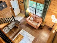 Entire Cabin in Branson, Missouri. Close to everything yet secluded for comfort. - Tiny houses