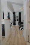 Stylish and Spacious Centrally Located One Bedroom Apartment - Boutique