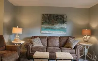 Chic 2-bedroom condo with AC, WiFi in charming Fairfield Bay - Wifi