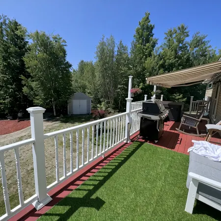 Couples Villa Retreat w/85” Sony HD 8K TV Pool table New Jacuzzi Spa & Game room