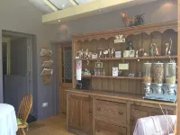 Bradleigh Lodge - parking