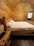 Cabernet Cabin near JVD vineyard - Homestays