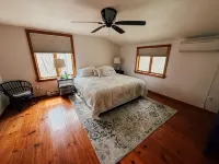 Gorgeous Mountain Views Retreat: Family & Nature - 4-Star