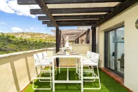 Penthouse with magnificent views of Gibraltar, south-southwest orientation. - Swimmingpools