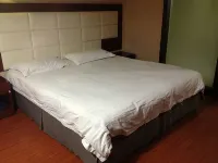 Jianli Chunshuzhai Business Hotel - Pet friendly