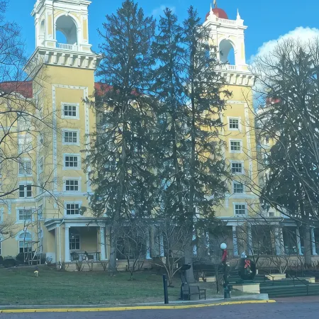 Charming,Cozy, Cottage - French Lick Quarters - Walk Casino/Resort, Pubs, Etc