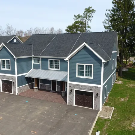 Walkable to Town, 3 Bed 2.5 Bath