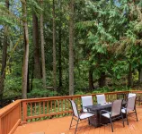 Forest Haven • King Suite • Near Trails & Lakes - Chalets