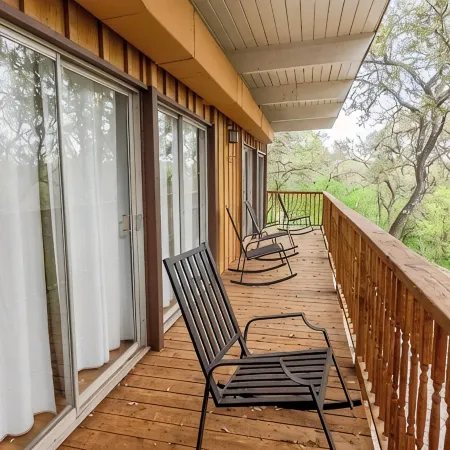 Canopy of Helotes
