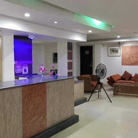 Hotel Crown